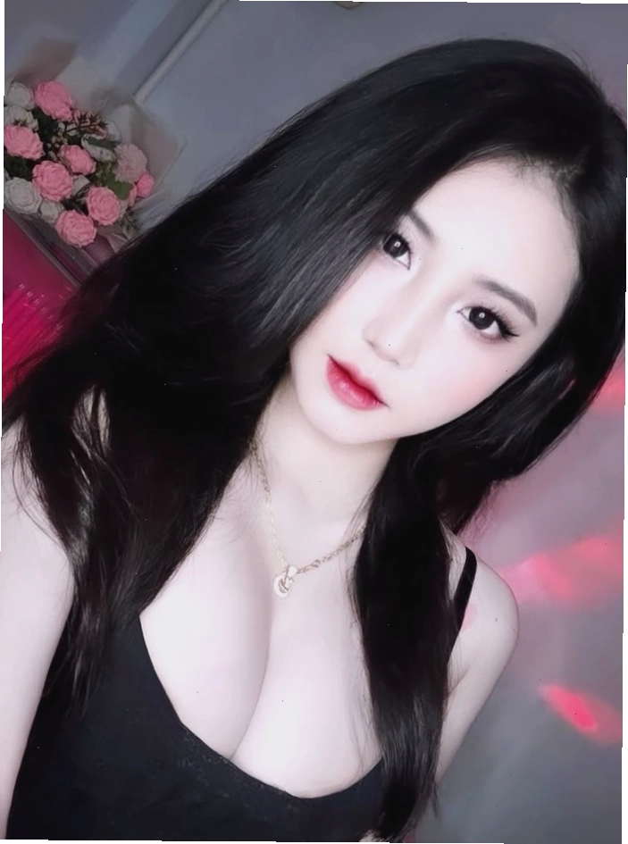 Gái xinh mặc váy ngắn Việt Nam gợi cảm