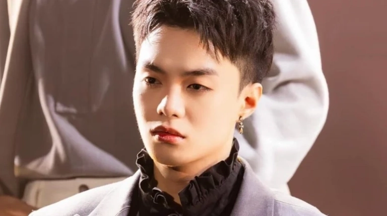 Negav là ai? Khám phá danh tính và những lùm xùm xung quanh rapper trẻ