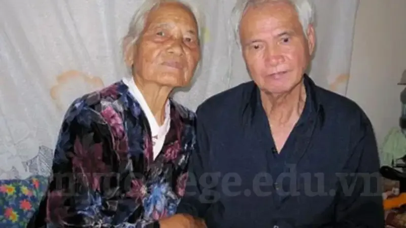 tiểu sử Đinh Núp 4