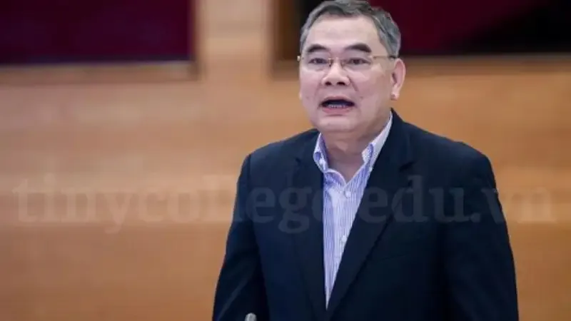 Tiểu sử Tô Ân Xô 6